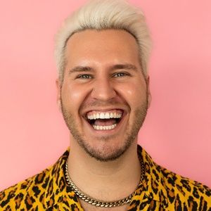 Meet your Posher, Scott